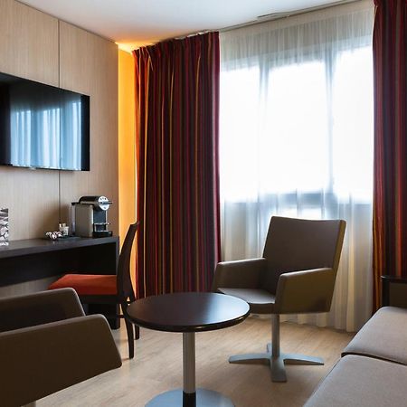 Hotel Oceania Nantes Aeroport Бугене Экстерьер фото