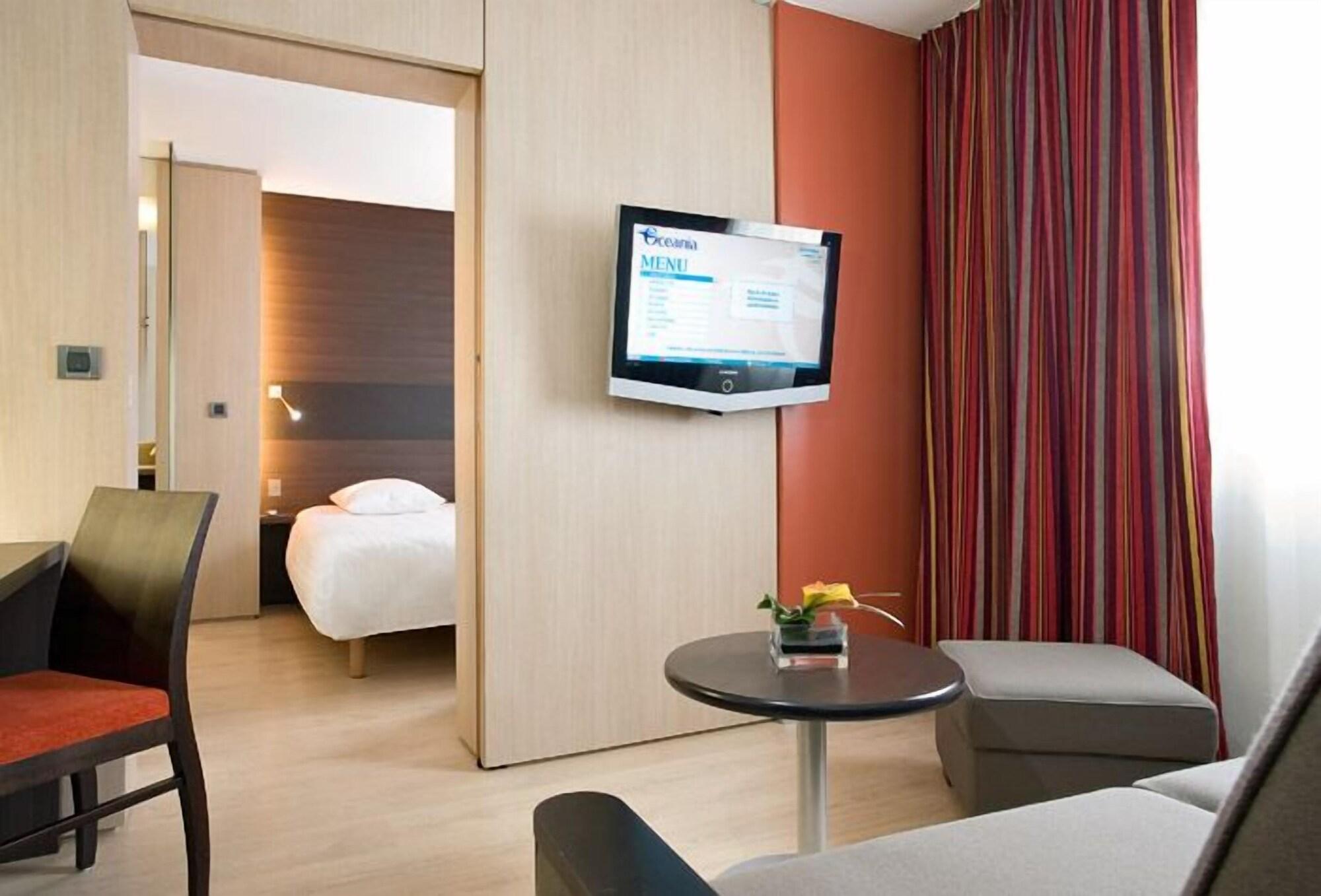 Hotel Oceania Nantes Aeroport Бугене Экстерьер фото