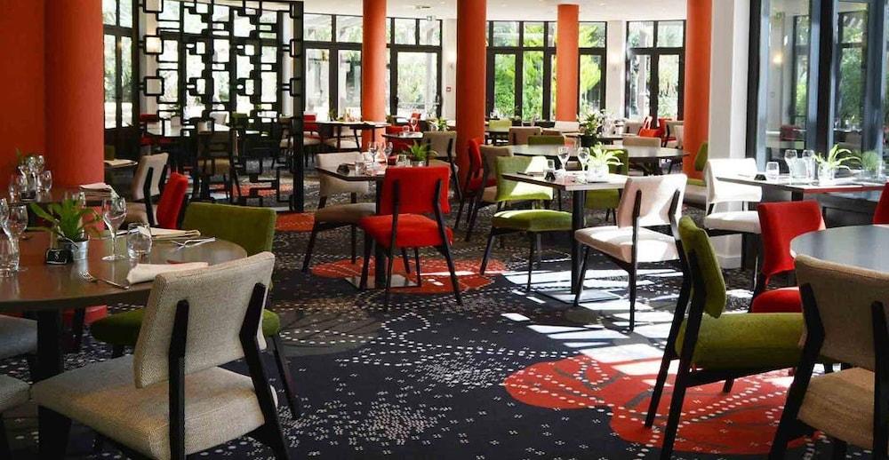 Hotel Oceania Nantes Aeroport Бугене Экстерьер фото