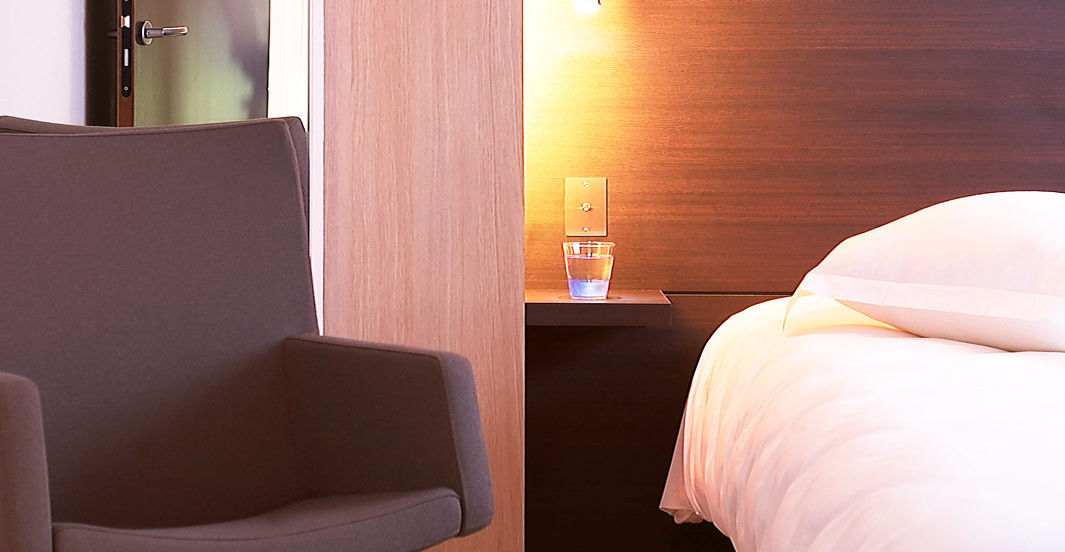 Hotel Oceania Nantes Aeroport Бугене Экстерьер фото